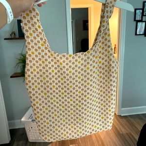 Cute yellow flower tank top